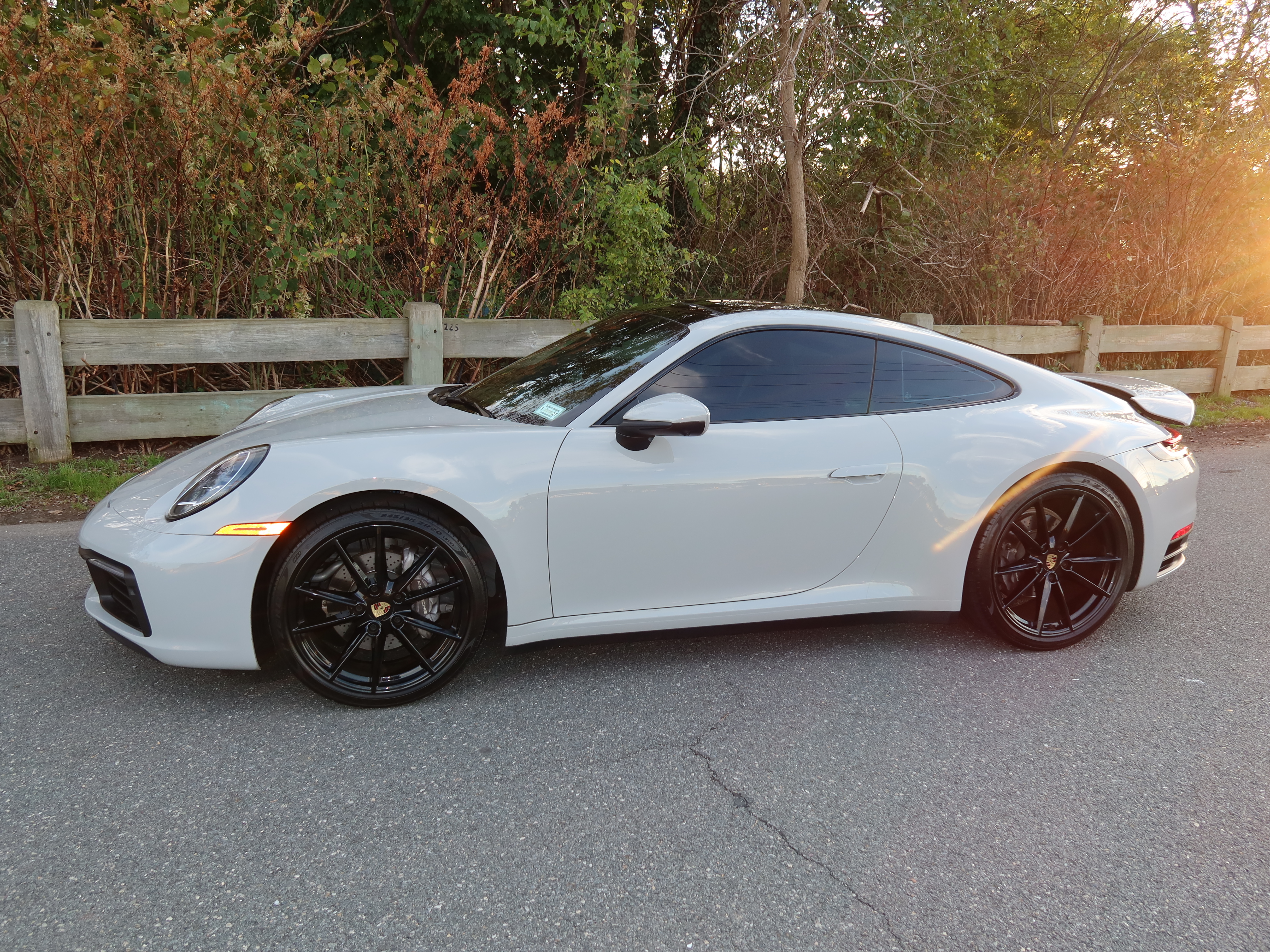 Used 2022 Porsche 911 Carrera image 2
