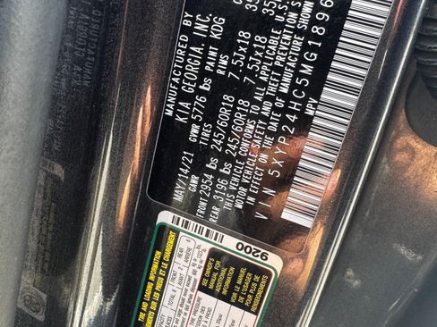 Used 2021 Kia Telluride LX FWD image 8