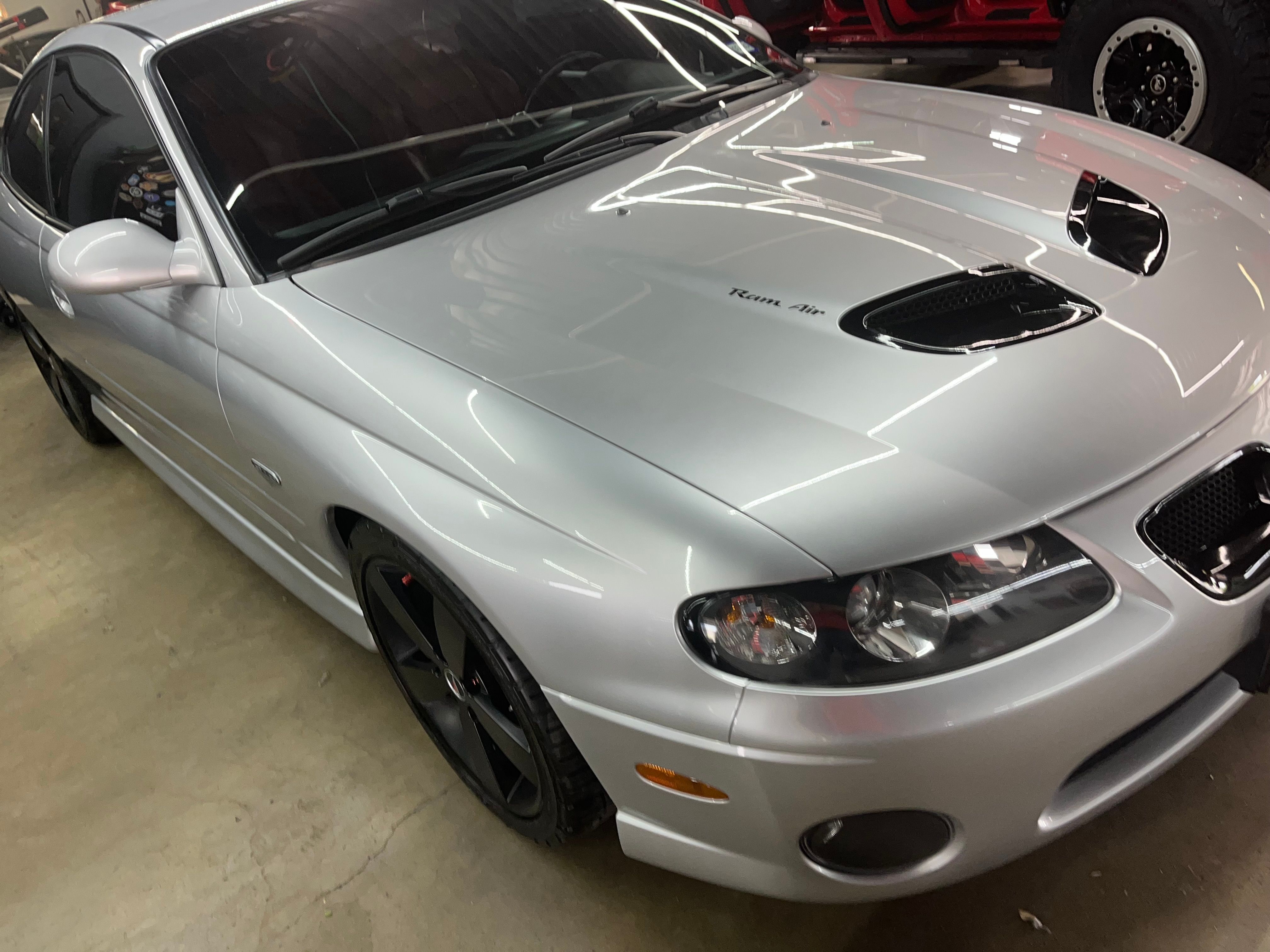 Used 2006 Pontiac GTO RWD image 8