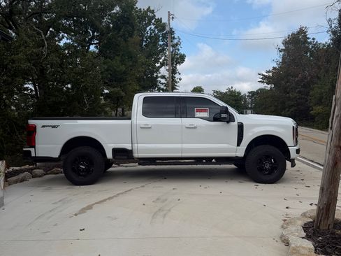 Used 2023 Ford F250 XLT w/ XLT Premium Package AWD/4WD image 12