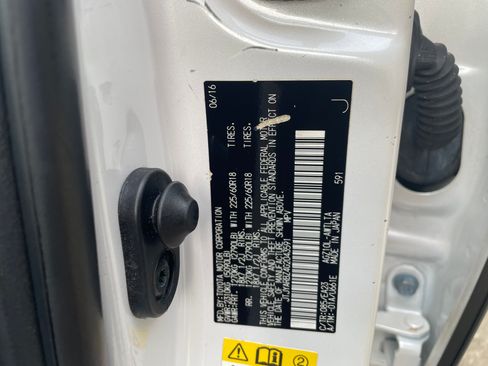 Used 2016 Lexus NX 200t FWD w/ Premium Package image 12