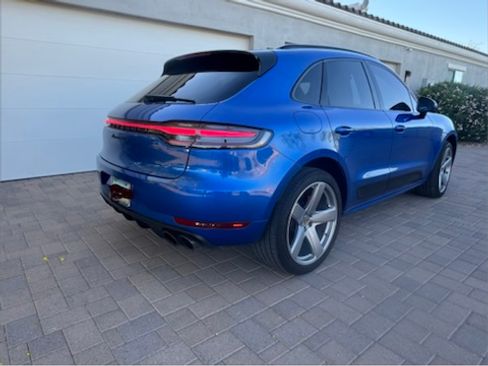 Used 2021 Porsche Macan GTS AWD/4WD image 2