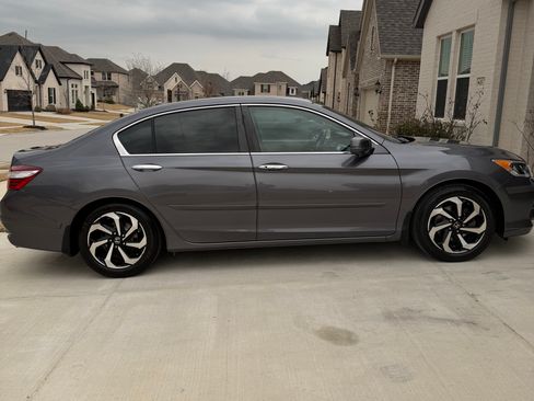 Used 2016 Honda Accord EX-L image 6