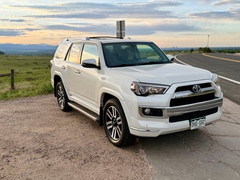 Used 2016 Toyota 4Runner Limited AWD/4WD image 4