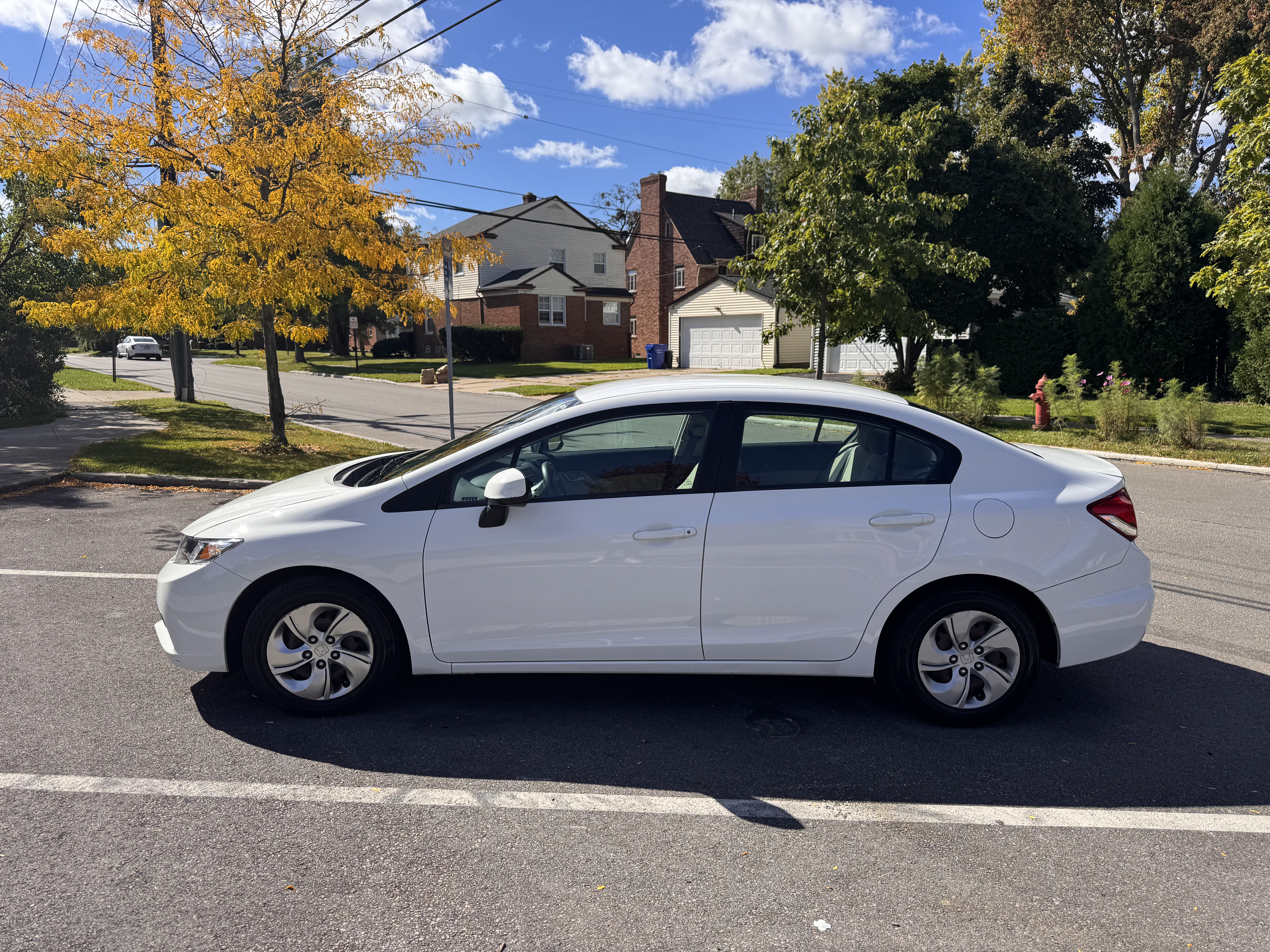 Used 2013 Honda Civic LX image 1