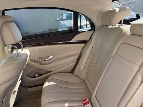 Used 2015 Mercedes-Benz S 550 4MATIC Sedan image 15
