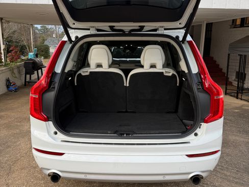 Used 2019 Volvo XC90 T5 Momentum w/ Multimedia Package image 15