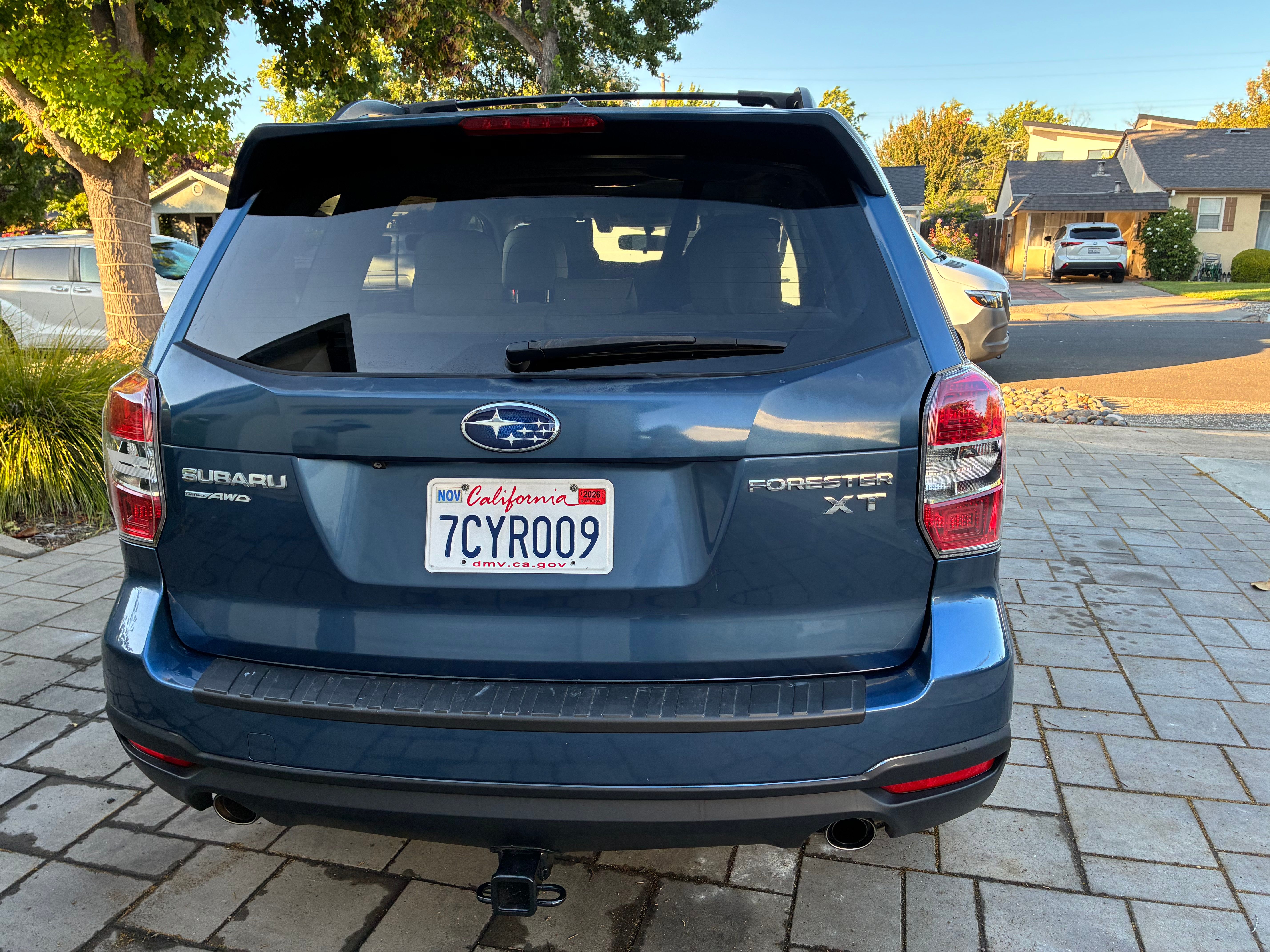 Used 2014 Subaru Forester 2.0XT Touring AWD/4WD image 2