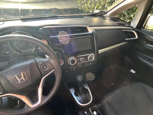 Used 2015 Honda Fit EX image 9