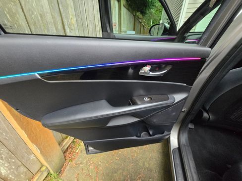 Used 2019 Kia Sorento LX Sport Utility 4D w/ LX Convenience Package image 1