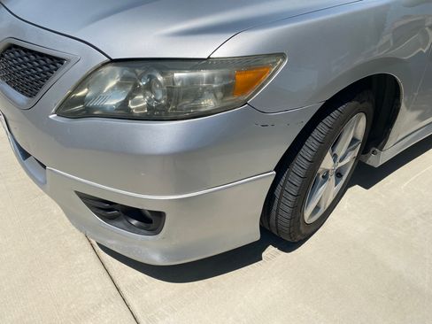 Used 2011 Toyota Camry SE image 9