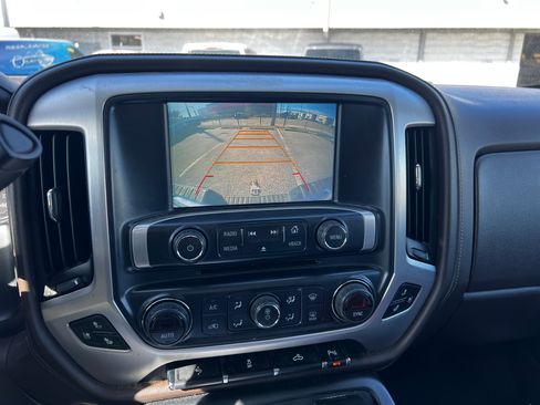 Used 2017 GMC Sierra 1500 SLT w/ SLT Preferred Package image 11