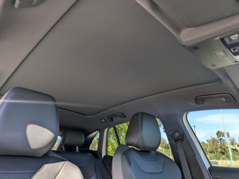 Used 2023 Volkswagen ID.4 Pro S image 11