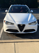 Used 2018 Alfa Romeo Giulia AWD image 2