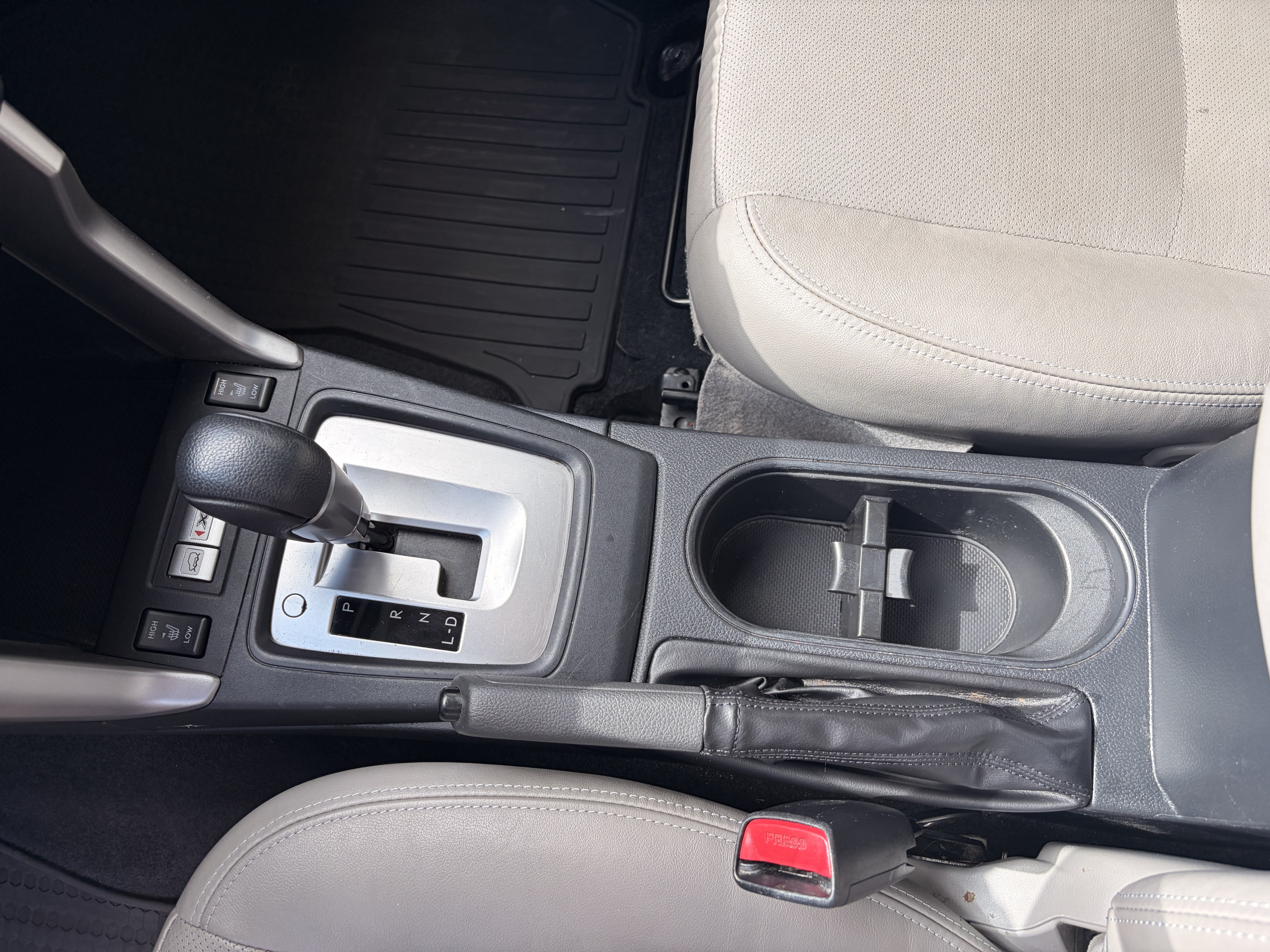 Used 2016 Subaru Forester 2.5i Limited AWD/4WD image 15