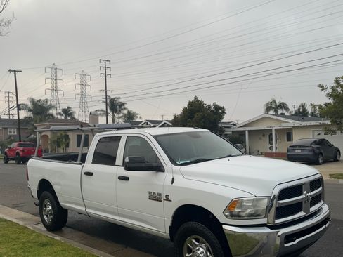 Used 2015 RAM 2500 Tradesman w/ Chrome Appearance Group image 10