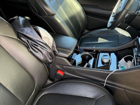 Used 2021 Jeep Grand Cherokee L Limited image 4