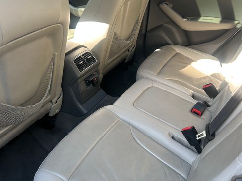 Used 2011 Audi Q5 3.2 Premium Plus AWD/4WD image 8