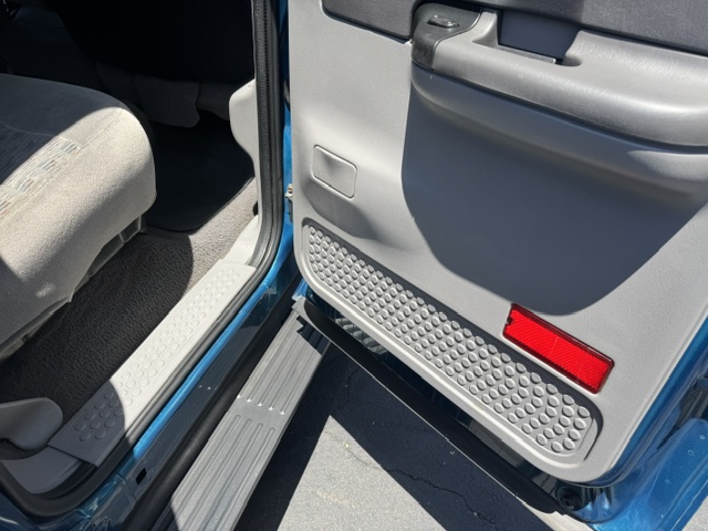 Used 2000 Ford F350 2WD Crew Cab DRW Super Duty image 24