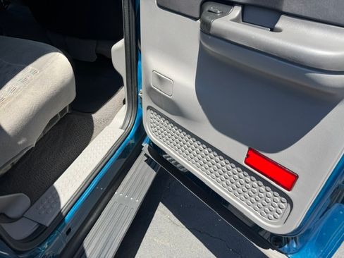 Used 2000 Ford F350 2WD Crew Cab DRW Super Duty image 24