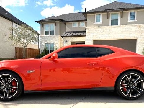 Used 2018 Chevrolet Camaro SS w/ Hot Wheels Edition image 2