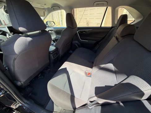 Used 2023 Toyota RAV4 LE FWD image 13