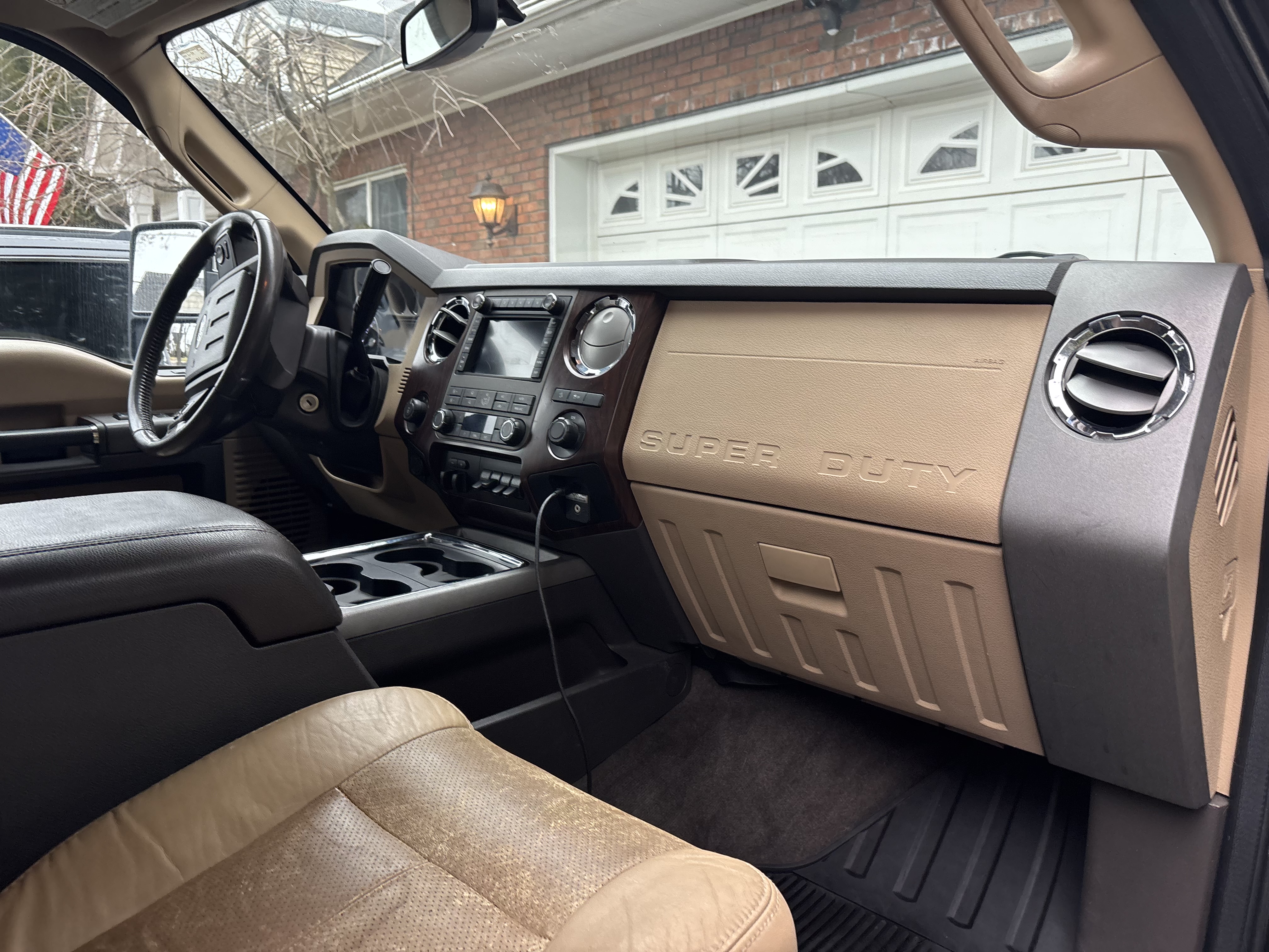 Used 2011 Ford F350 Lariat w/ Lariat Ultimate Pkg AWD/4WD image 13