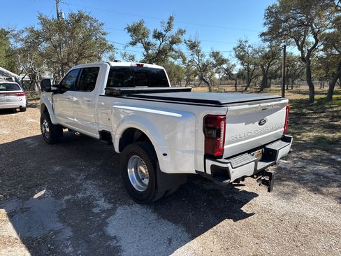 Used 2024 Ford F450 Lariat w/ Lariat Ultimate Package image 1