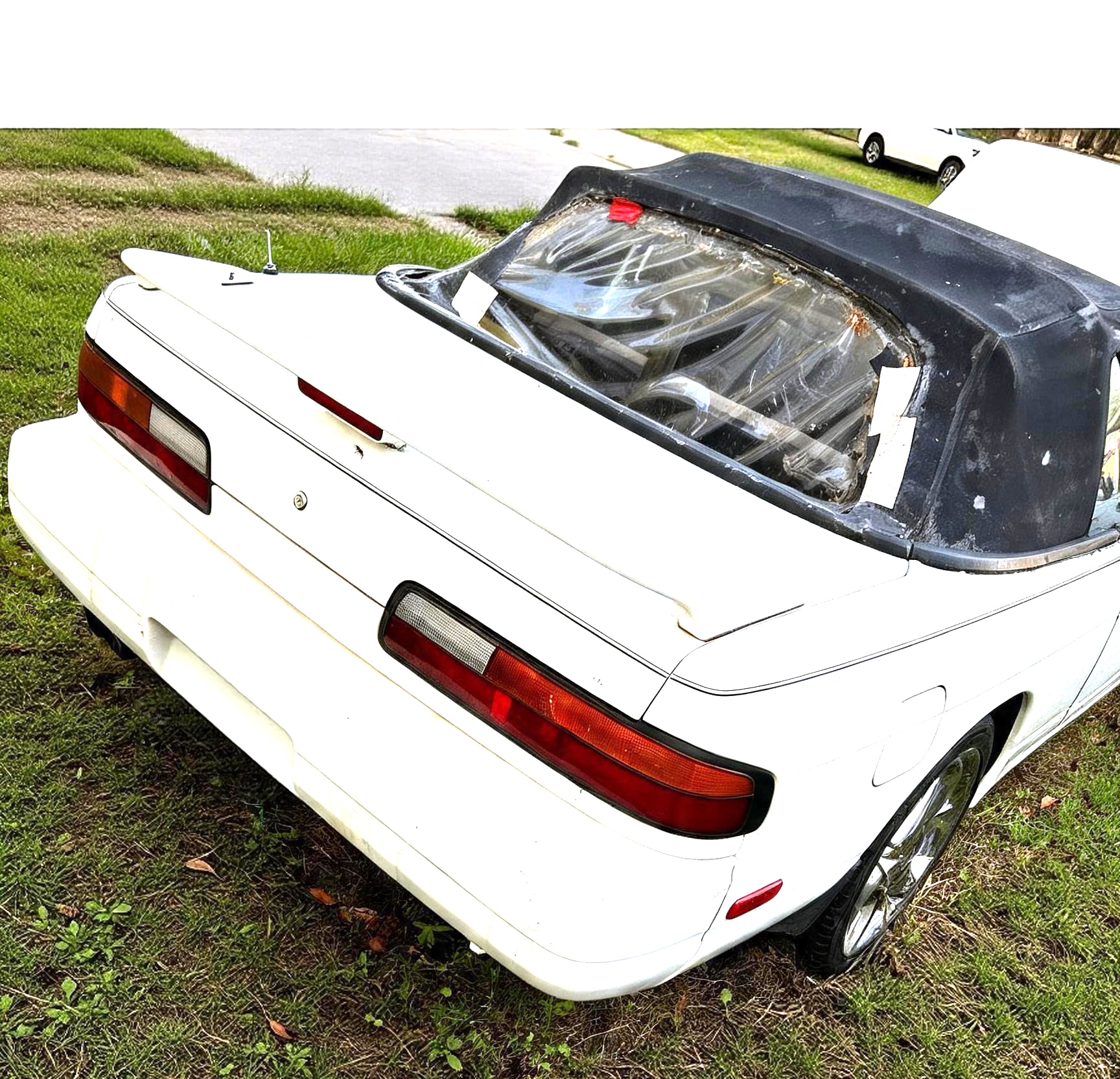 Used 1992 Nissan 240SX Convertible RWD image 2
