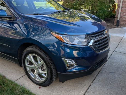 Used 2020 Chevrolet Equinox LT image 11