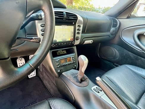 Used 2003 Porsche 911 Carrera 4S image 11