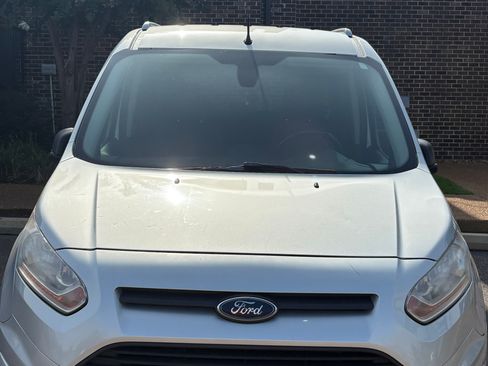 Used 2018 Ford Transit Connect XLT FWD image 1