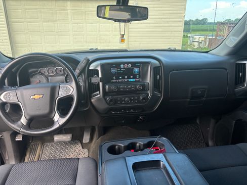 Used 2015 Chevrolet Silverado 1500 LT AWD/4WD image 5