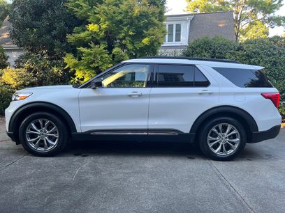 Used 2021 Ford Explorer XLT w/ Equipment Group 202A