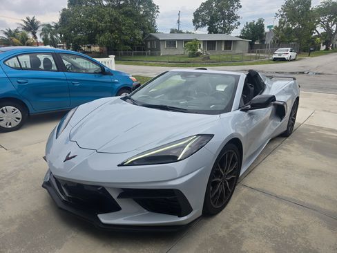 Used 2024 Chevrolet Corvette Stingray Preferred Conv w/ Z51 Performance Package RWD image 12