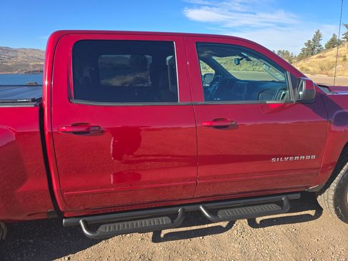Used 2018 Chevrolet Silverado 1500 LT w/ All Star Edition image 11