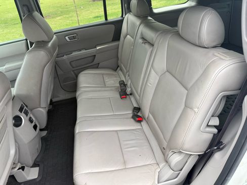 Used 2011 Honda Pilot EX-L image 10
