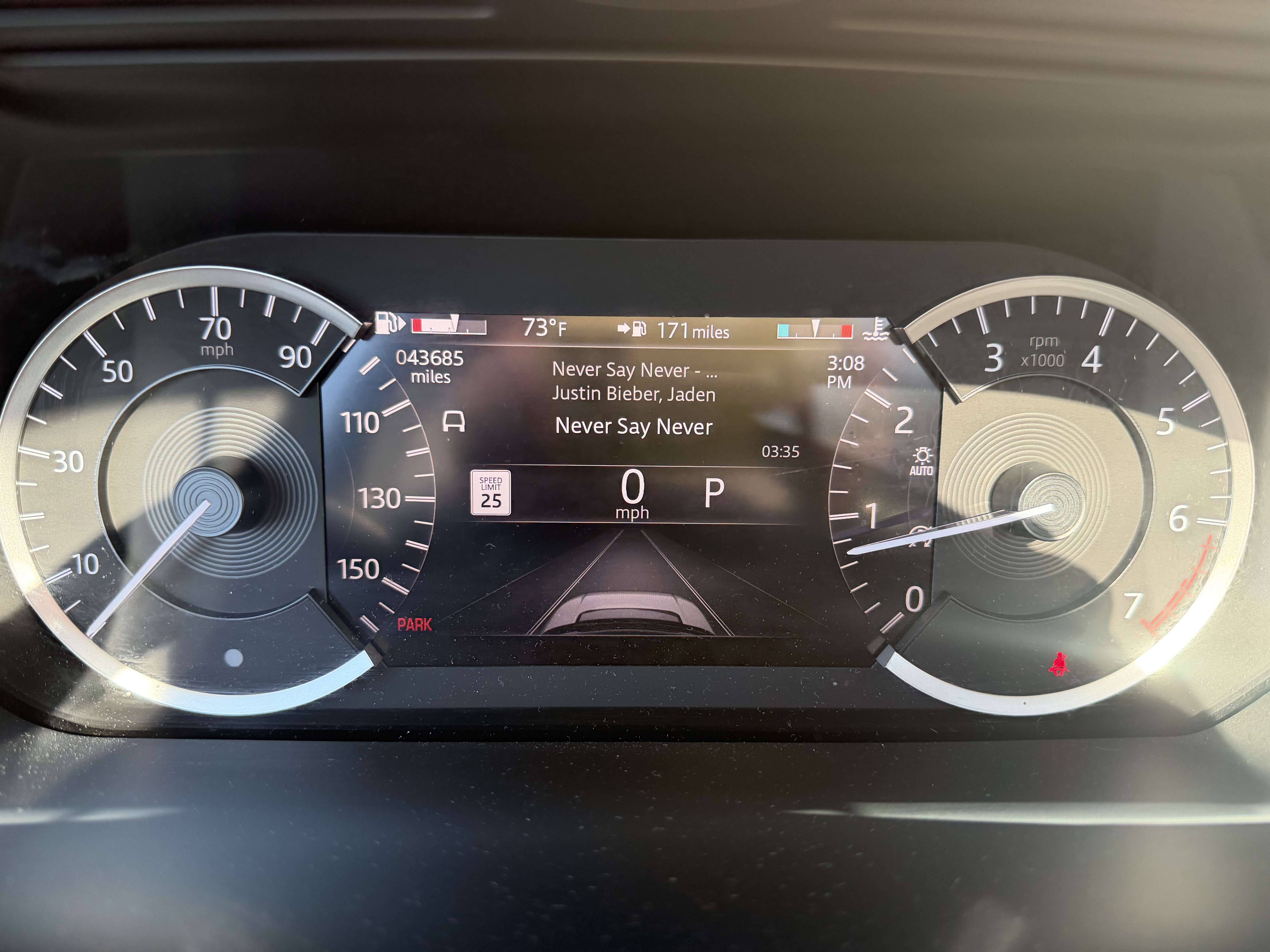 Used 2022 Land Rover Discovery Sport S AWD/4WD image 21