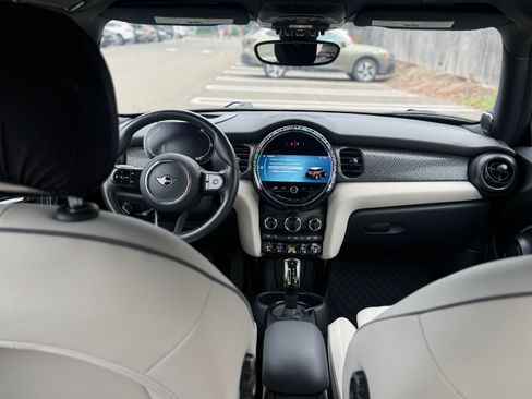 Used 2024 MINI Cooper SE FWD image 13