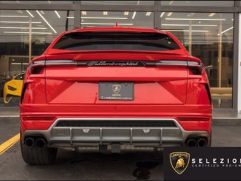 Used 2020 Lamborghini Urus image 12