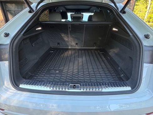 Used 2021 Audi Q8 Premium Plus AWD/4WD image 31