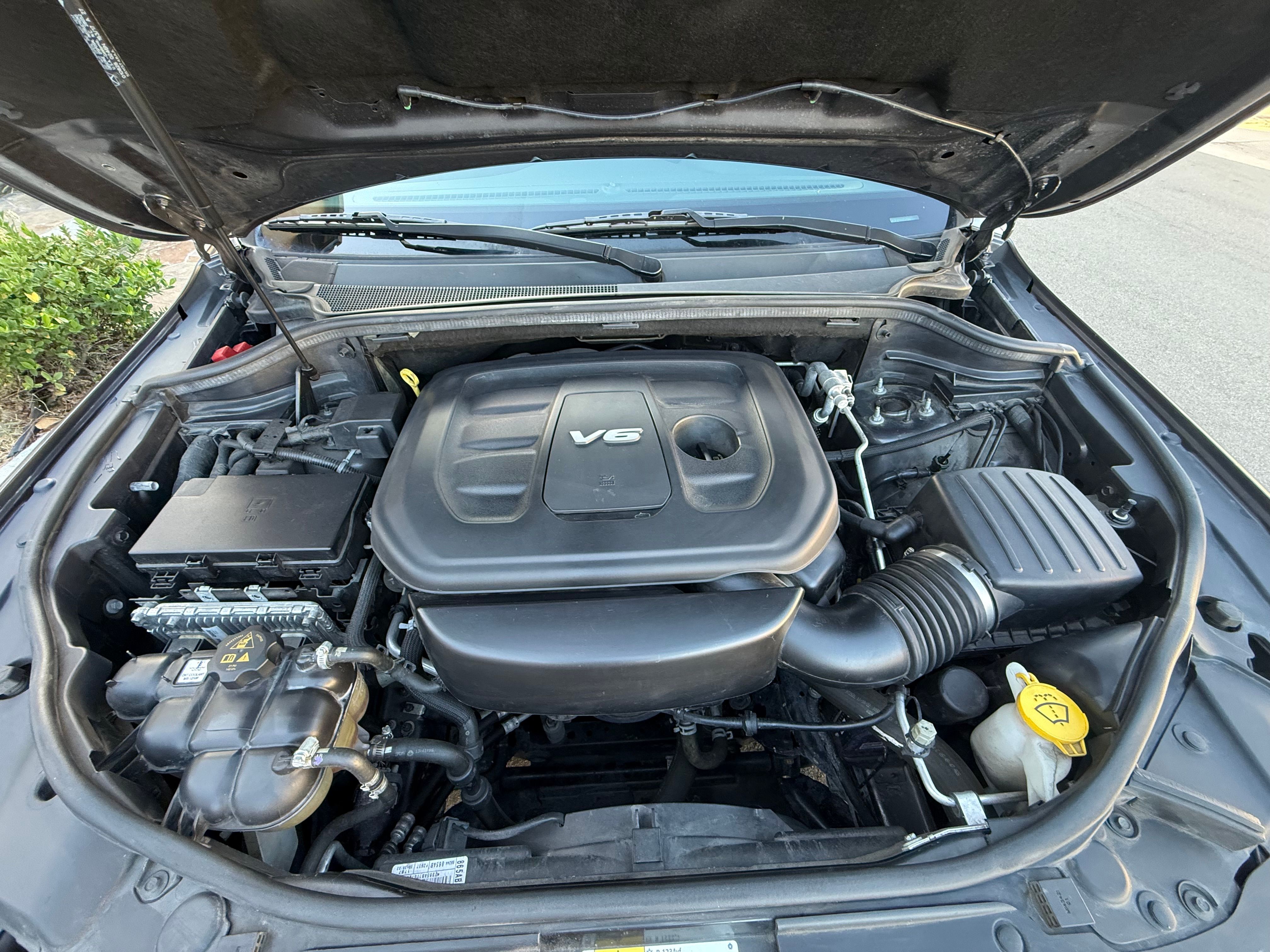 Used 2017 Jeep Grand Cherokee Laredo AWD/4WD image 18