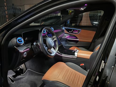 Used 2023 Mercedes-Benz C 300 Sedan image 11