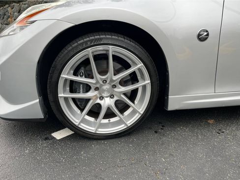Used 2011 Nissan 370Z NISMO image 13