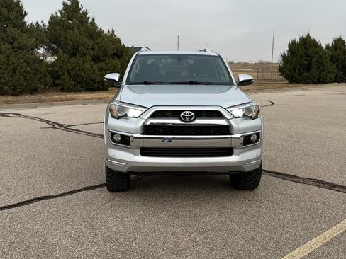 Used 2018 Toyota 4Runner Limited image 14
