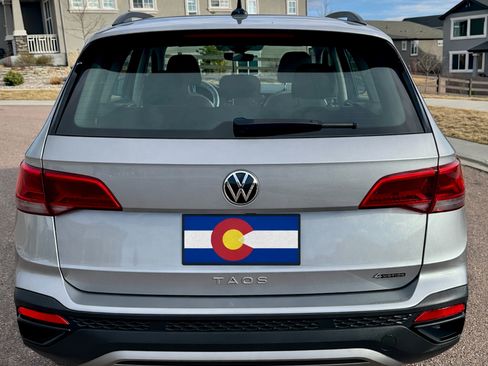 Used 2024 Volkswagen Taos S image 5