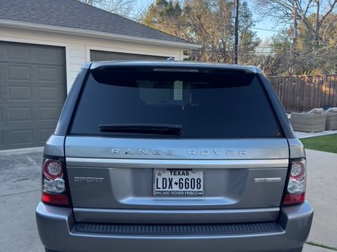 Used 2013 Land Rover Range Rover Sport HSE LUX w/ Luxury Interior Pkg image 5