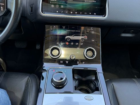 Used 2020 Land Rover Range Rover Velar S AWD/4WD image 22
