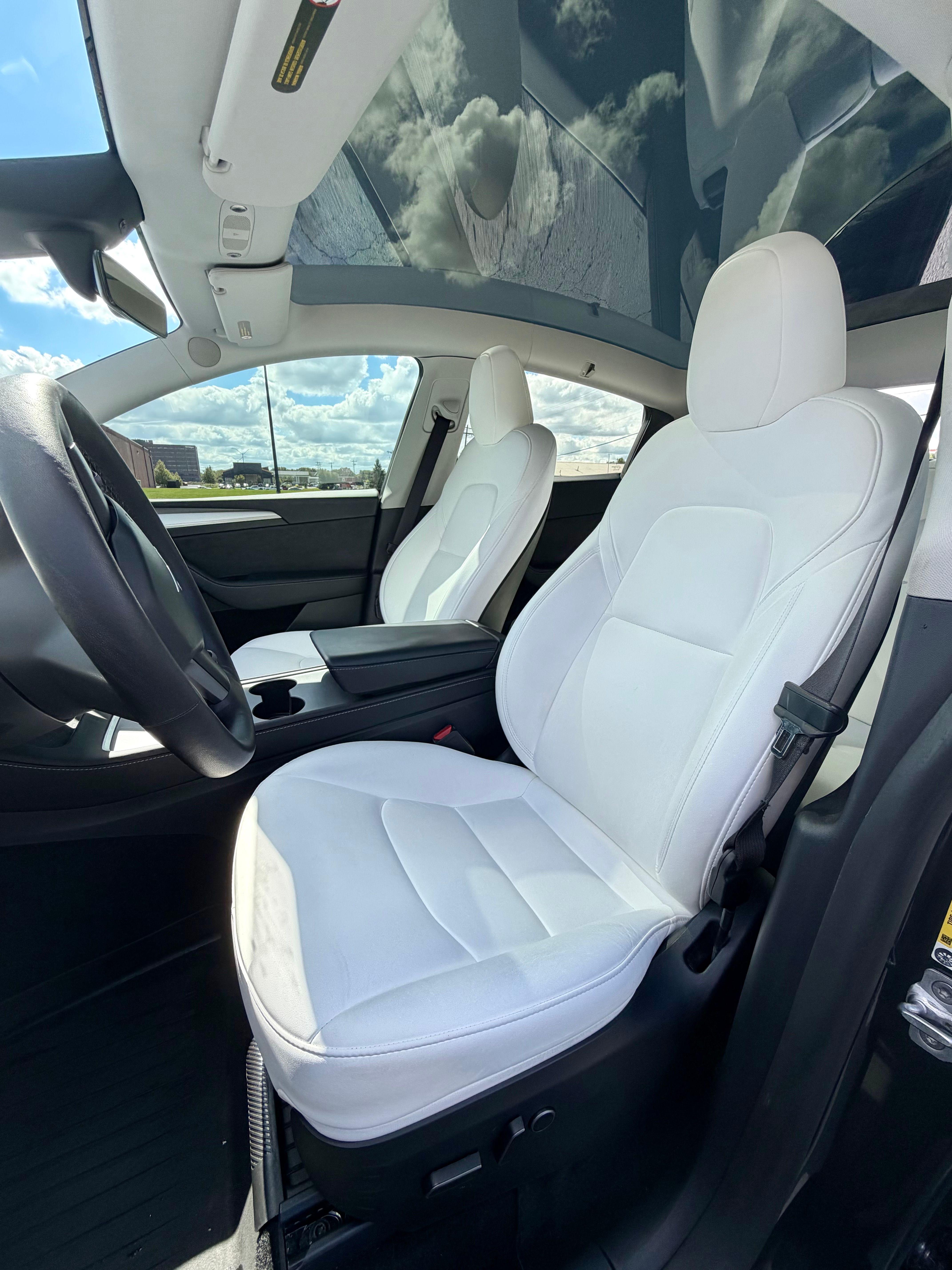 Used 2024 Tesla Model Y Performance AWD/4WD image 8
