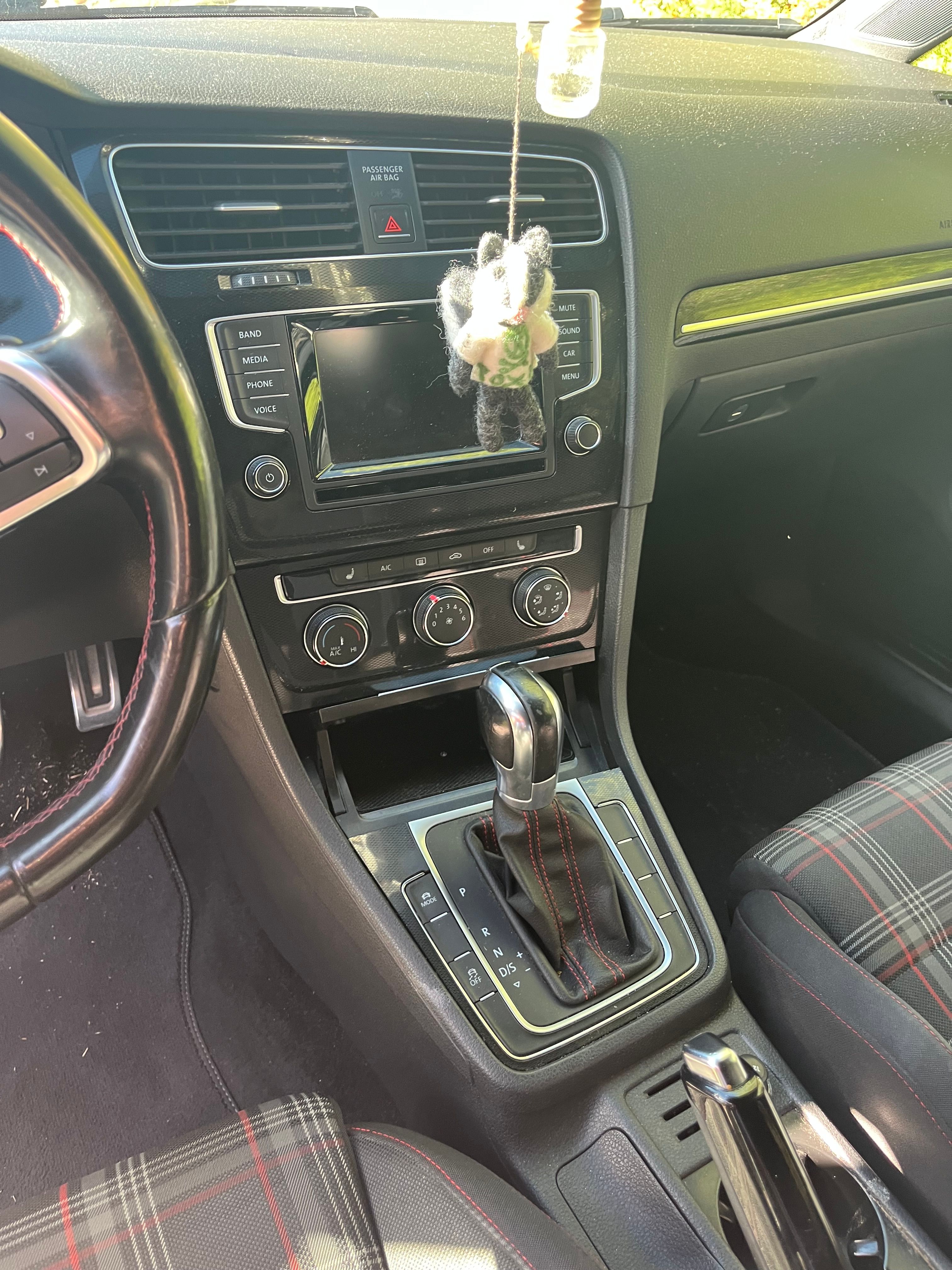 Used 2015 Volkswagen GTI S FWD image 13
